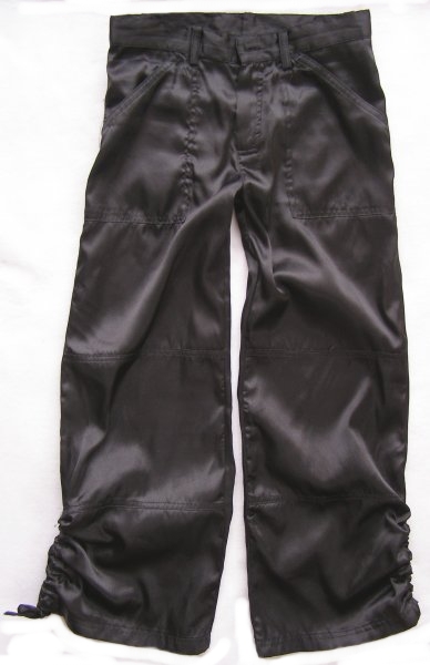 Lesklé černé kalhoty-vel.140