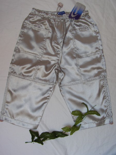 Stříbrné saténové kalhoty -vel.134